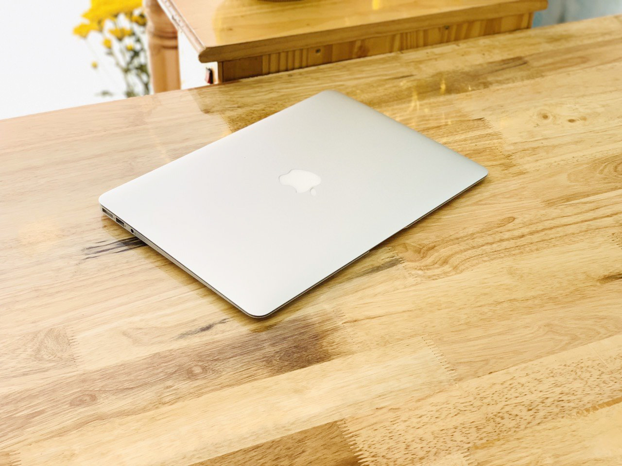 Macbook Air 13-inch Early 2014 i7
