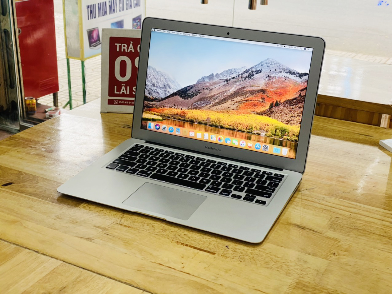 Macbook Air 13-inch 2017 i5