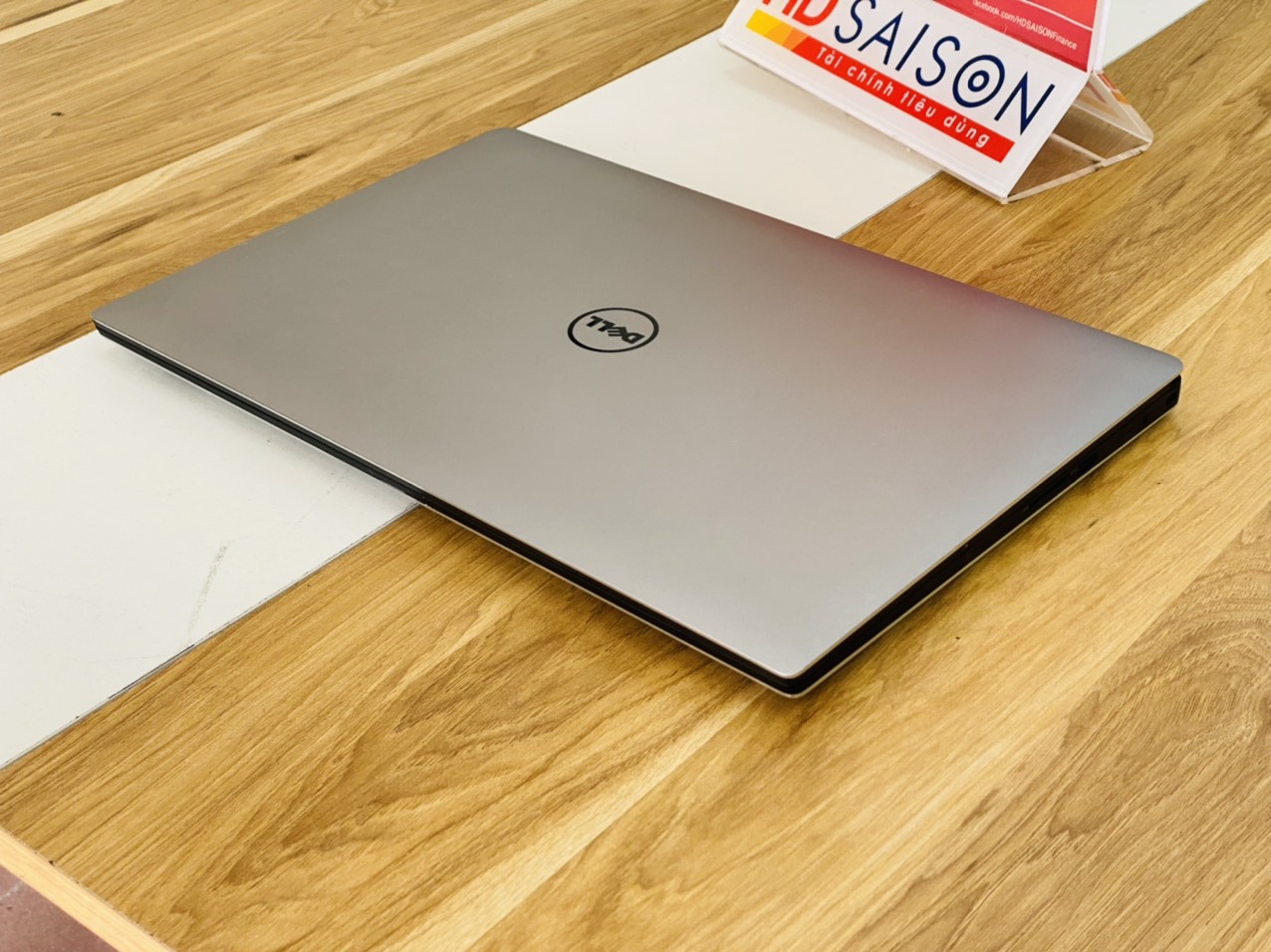 Dell Xps 15-9550