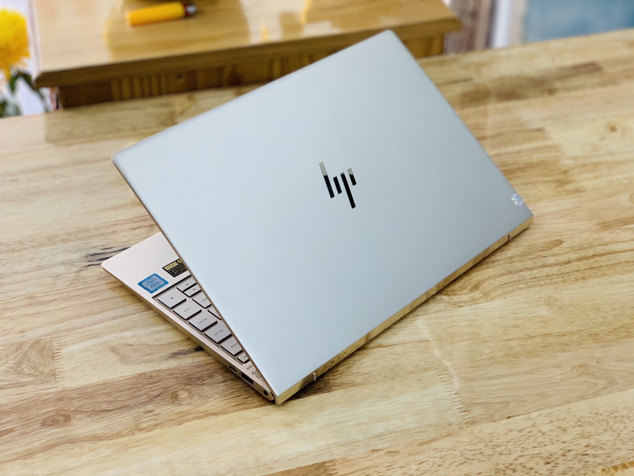 Laptop HP Envy 13-ad139TU i5-8250U Ram 4GB SSD 256GB 13 inch Full HD Mỏng Đẹp Sang Trọng Thế Hệ 8