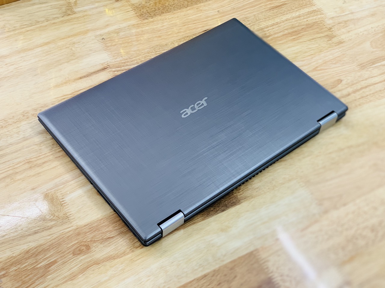 Laptop Acer Spin SP314-51 i5-8250U Ram 4GB SSD 256GB 14 inch Cảm Ứng Xoay 306 Độ Thế Hệ 8(2018) Như Mới
