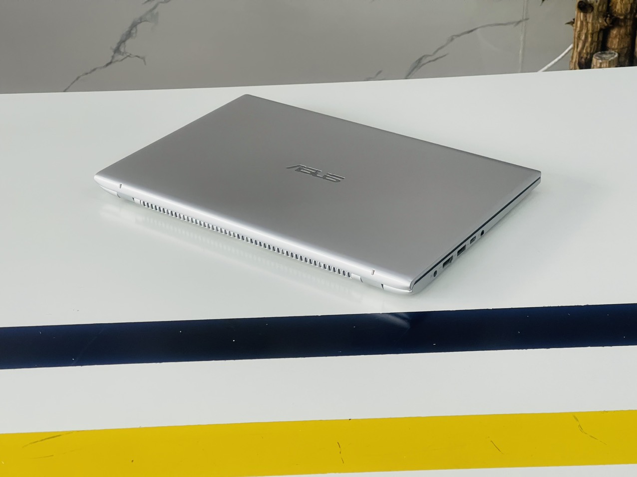 Asus Vivobook A412FA i3-10110U 4G SSD 256G 14" FHD Like New 99%