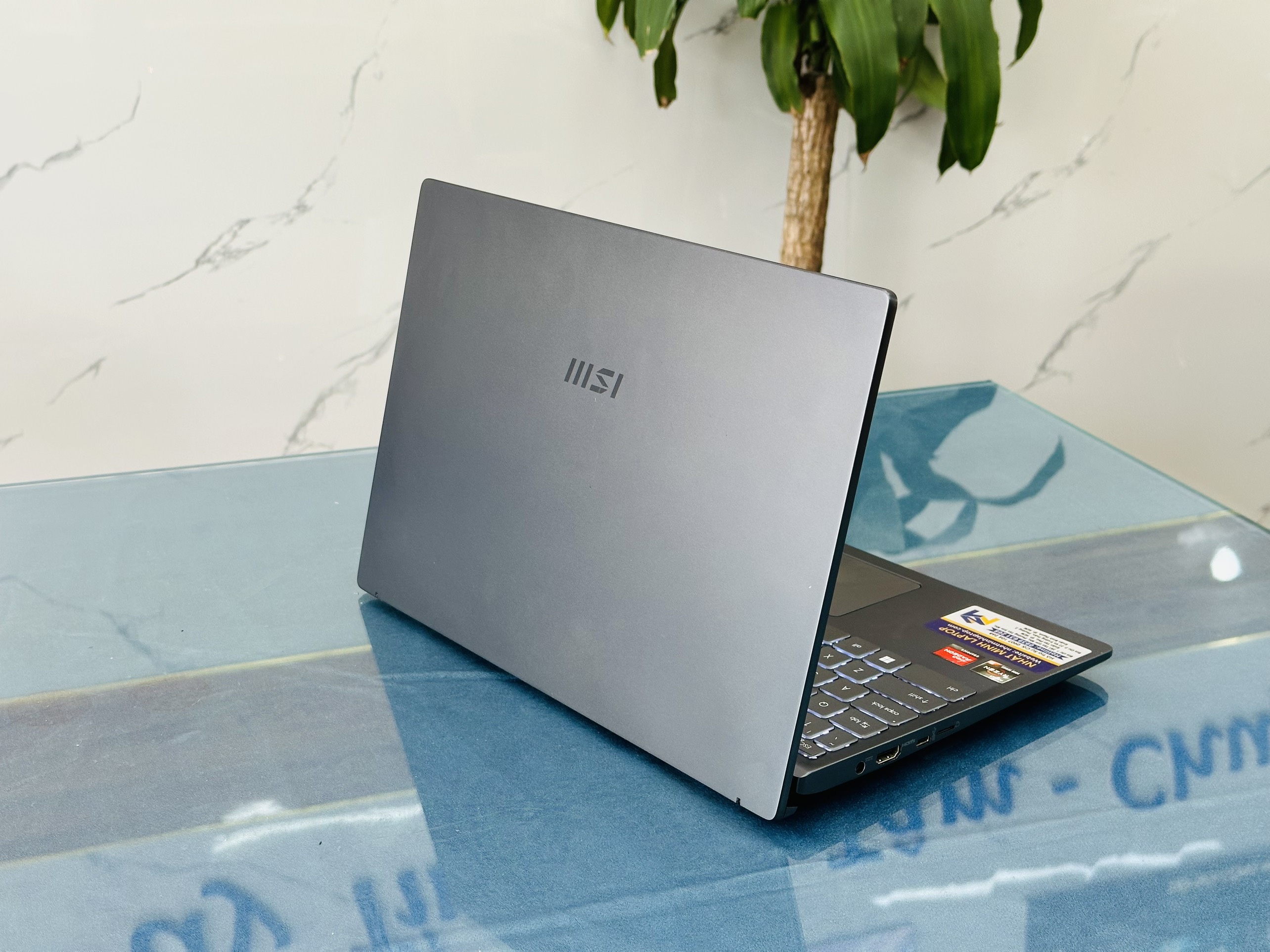 Laptop MSI Modern 14 B5M(2021) Ryzen 5 5500U 8G SSD 512G 14 inch FHD Viền Siêu Mỏng 