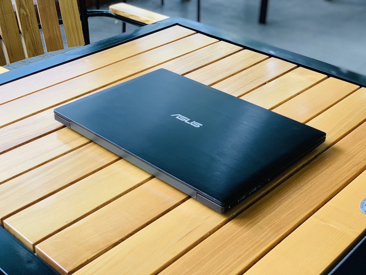 Laptop Asus Pu401lac core i5 - 4 4210U Ram 4G SSD 128G card Nvidia 2G 14 inch đáp ứng chơi game văn phòng tốt