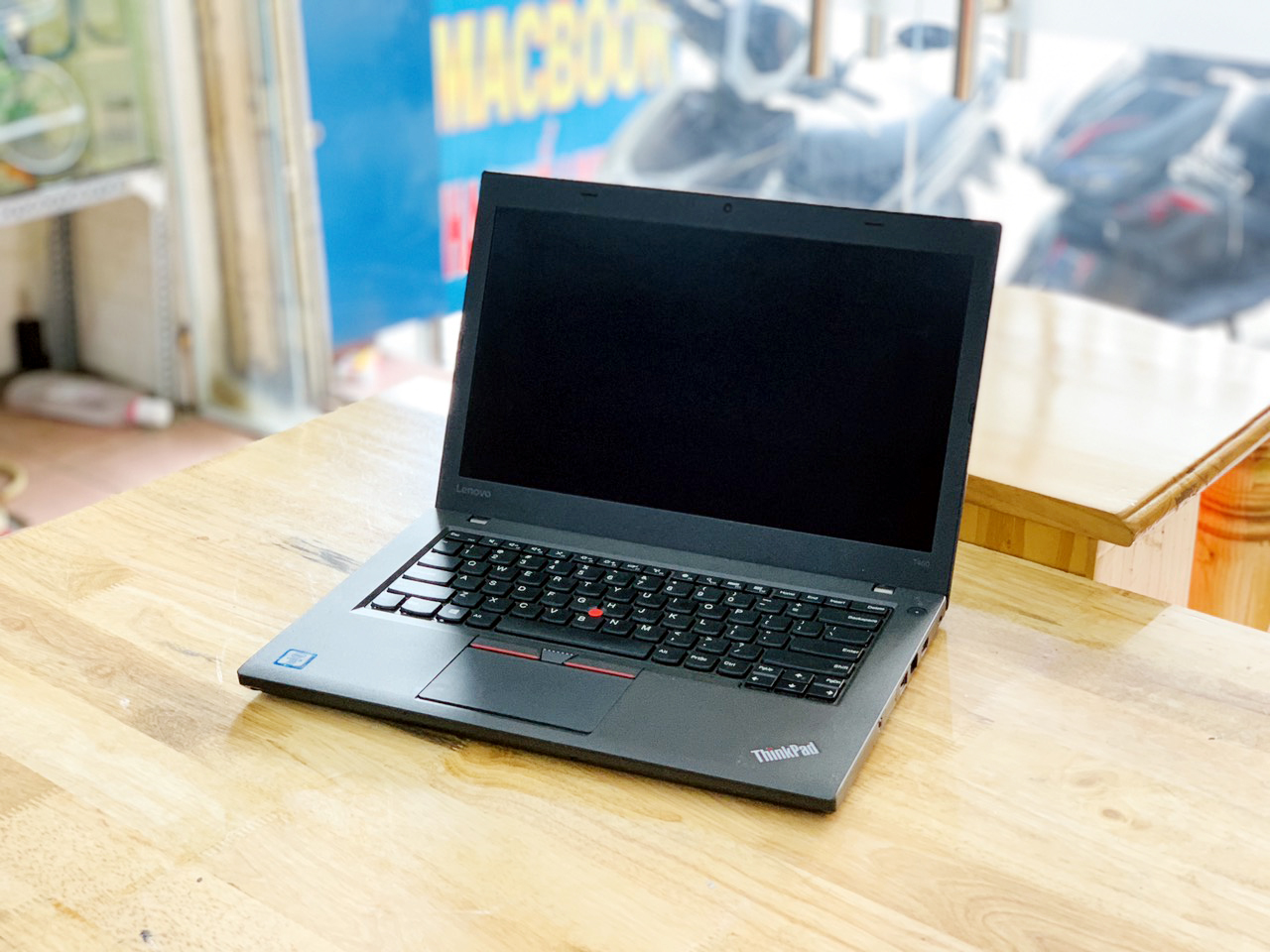 Lenovo Thinkpad T460 i5-6300U Ram 8GB SSD 256GB 14.0 inch Cảm Ứng Full HD